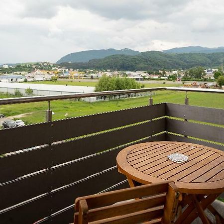 Brasov Holiday Apartments - Magenta Eksteriør bilde