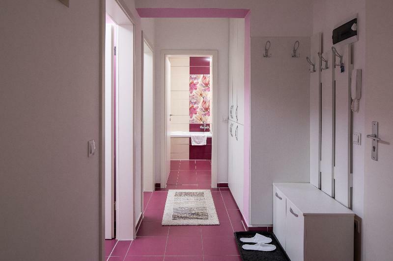 Brasov Holiday Apartments - Magenta Eksteriør bilde