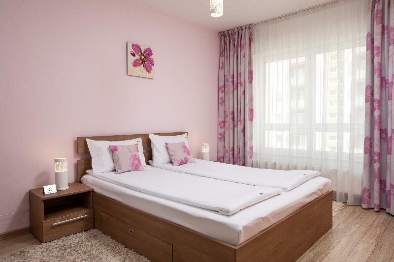 Brasov Holiday Apartments - Magenta Eksteriør bilde